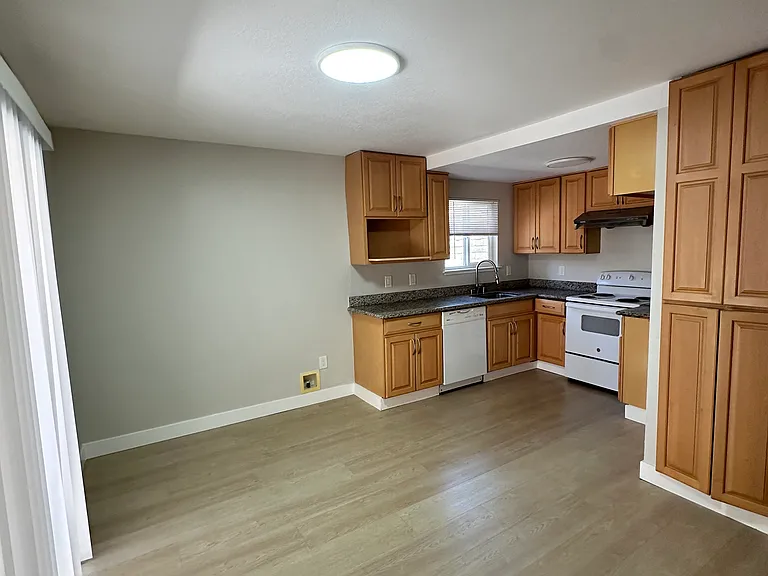 43610 Ellsworth St #3 — Photo 5