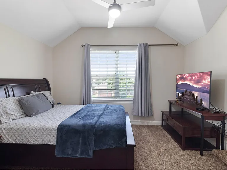2573 Hannah Cir — Photo 13