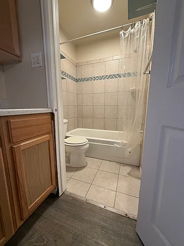 1013 Main St #18 Photo 1