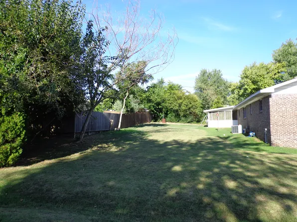 903 Dixie St, Mountain Home, AR 72653