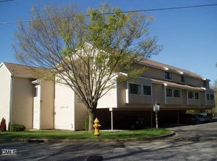 33 Foran Rd APT 6, Milford, CT 06460