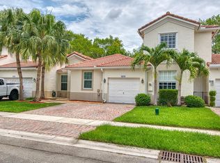 18743 SW 27th St, Hollywood, FL 33029