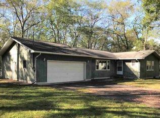 7571 Hillcrest Dr, Oscoda, MI 48750