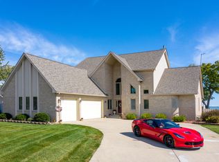 6394 Sterling Dr, Newport, MI 48166