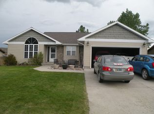 2914 Glacier Ave, Cody, WY 82414
