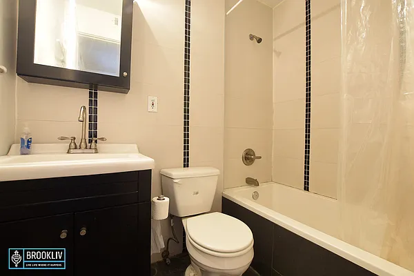 Rented by null | media 26