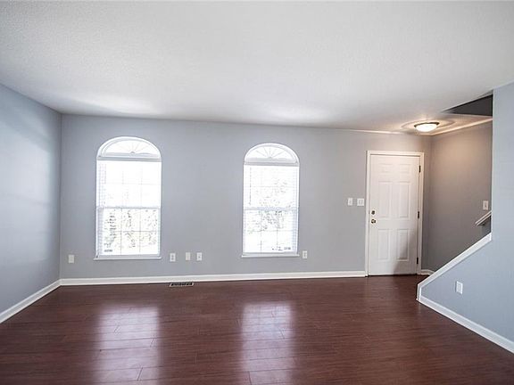 5th image of 3064 N Armory Dr