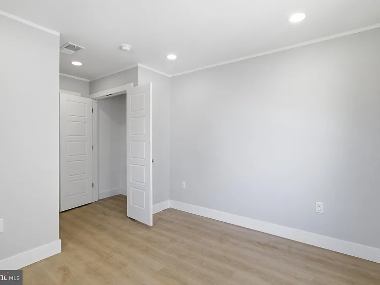 1511 W Flora St — Photo 20