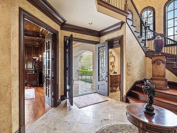 5th image of 128 Woodward Hills Pl