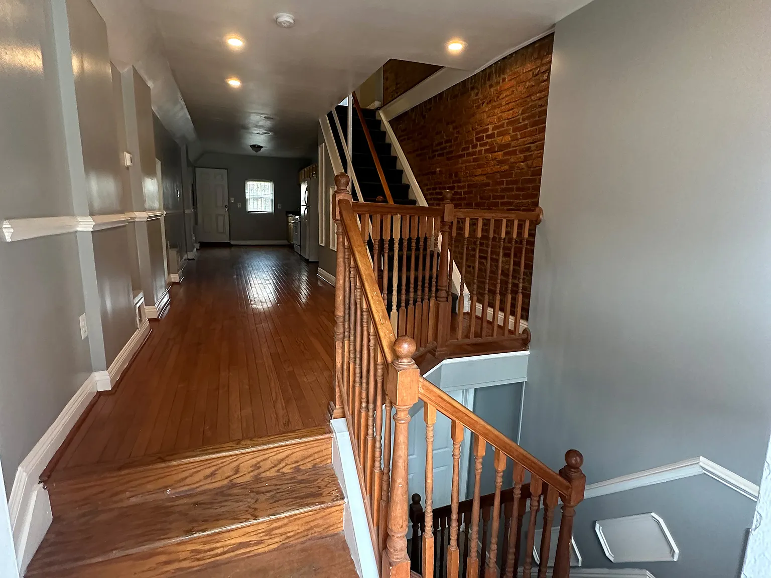 3 bed, 2.0 bath, $1,800 — Photo 2