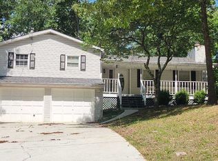 4028 N Quail Dr, Douglasville, GA 30135