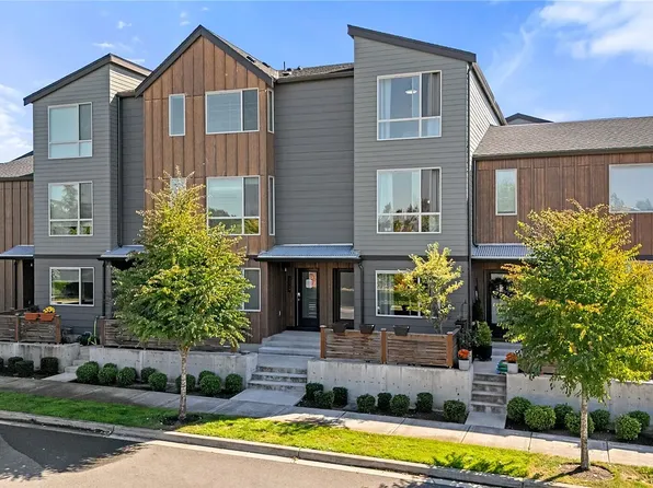 32730 Hemlock Ave SE, Black Diamond, WA 98010