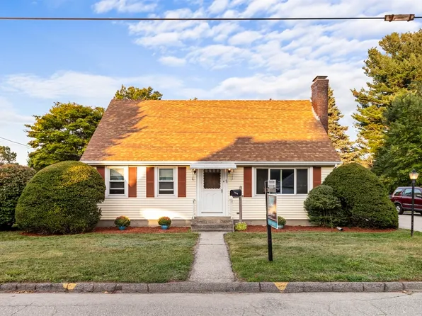 68 Housatonic St, Worcester, MA 01606