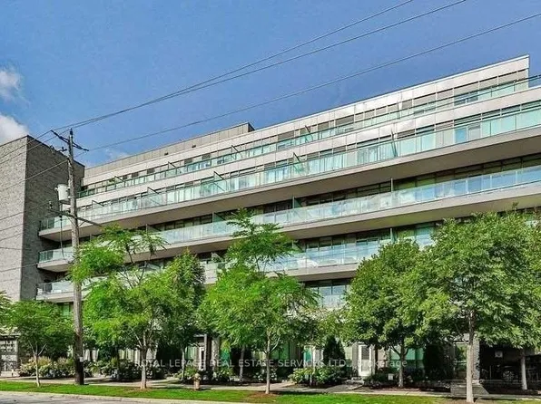8 Fieldway Rd #414, Toronto, ON M8Z 0C3