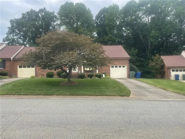 1811 Meadowview Dr, Graham, NC 27253