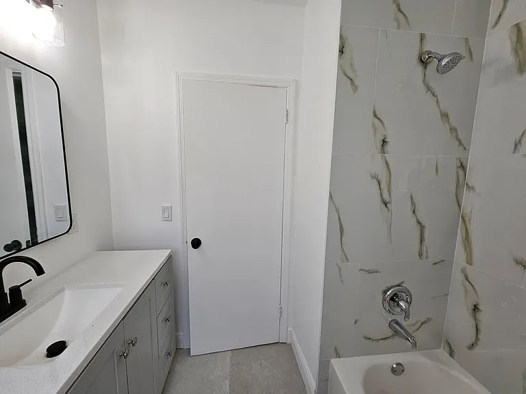1732 SW 21st Ter — Photo 10