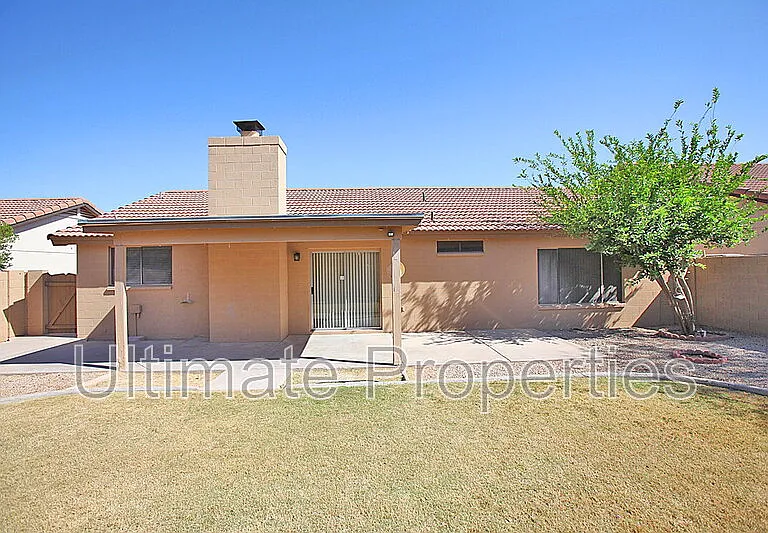 1225 E Harvard Ave — Photo 25