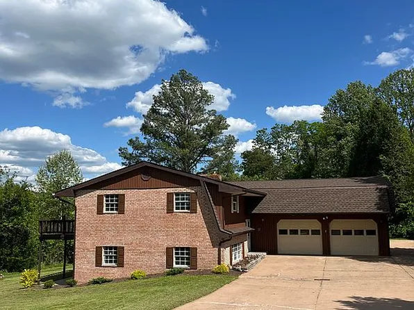 1002 Ponderosa Dr, Culloden, WV 25510