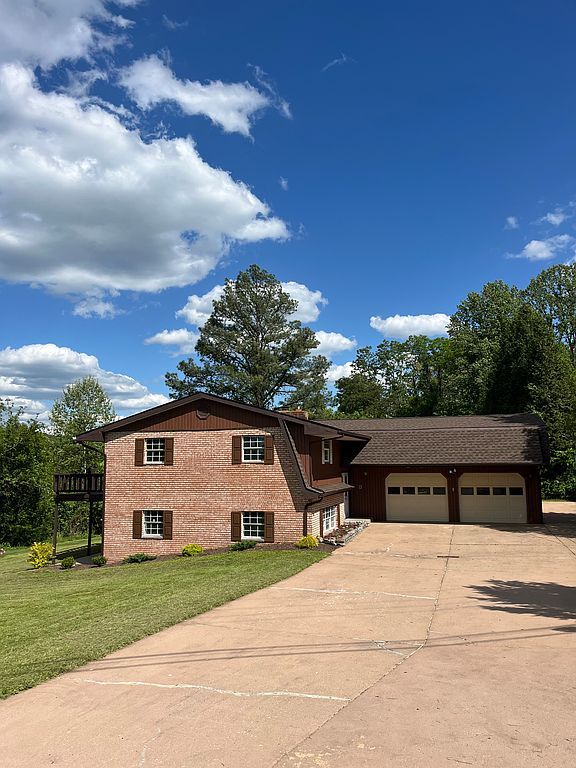 1002 Ponderosa Dr - Property Image