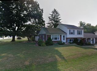 5997 Reeves Rd, East Petersburg, PA 17520