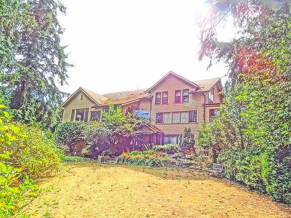 4th image of 5302 Chico Way NW