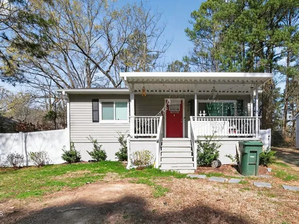 1403 E Club Blvd, Durham, NC 27704