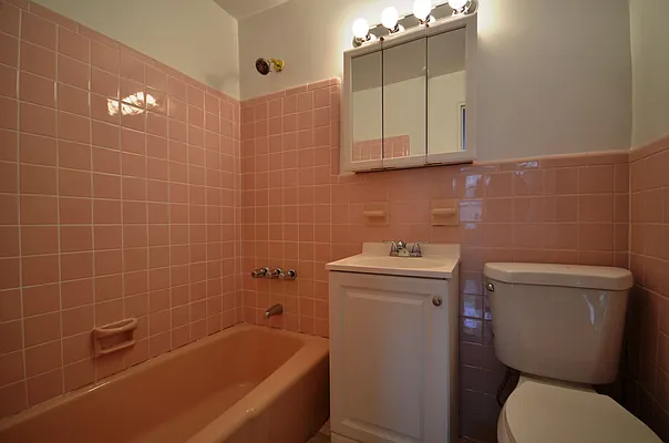 Rented by Corcoran | media 23