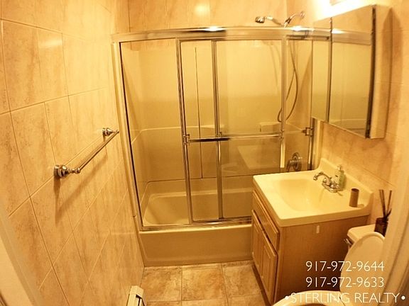 2nd image of 2646 29th St #1