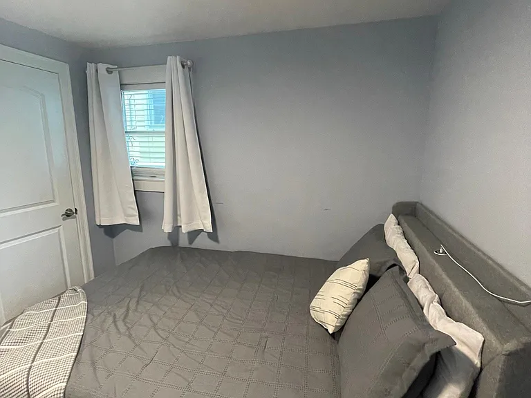 6 Windsor St #1 — Photo 10