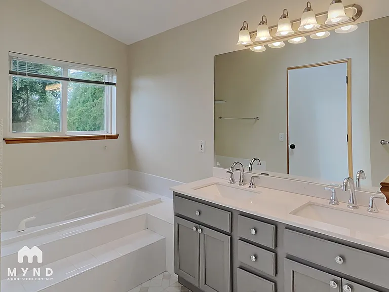 20308 63rd Ave NE — Photo 35