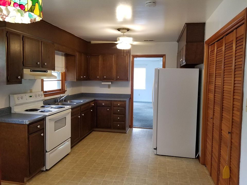 508 Livingstone St, Colonial Beach, VA 22443 Zillow