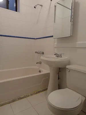 Rented by Bohemia Realty Group | media 18