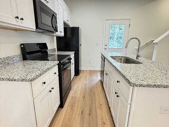 2nd image of 182 Patterson Rd
