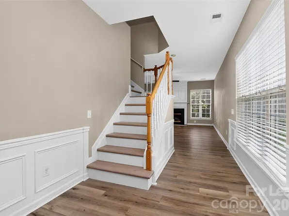 12304 Dunford St, Charlotte, NC 28277