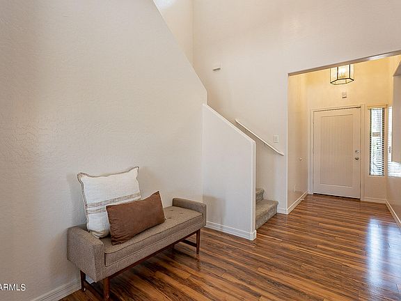 4th image of 16771 W LARIAT Lane