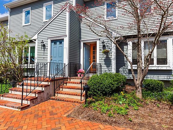 2nd image of 44 Indian Cove Way