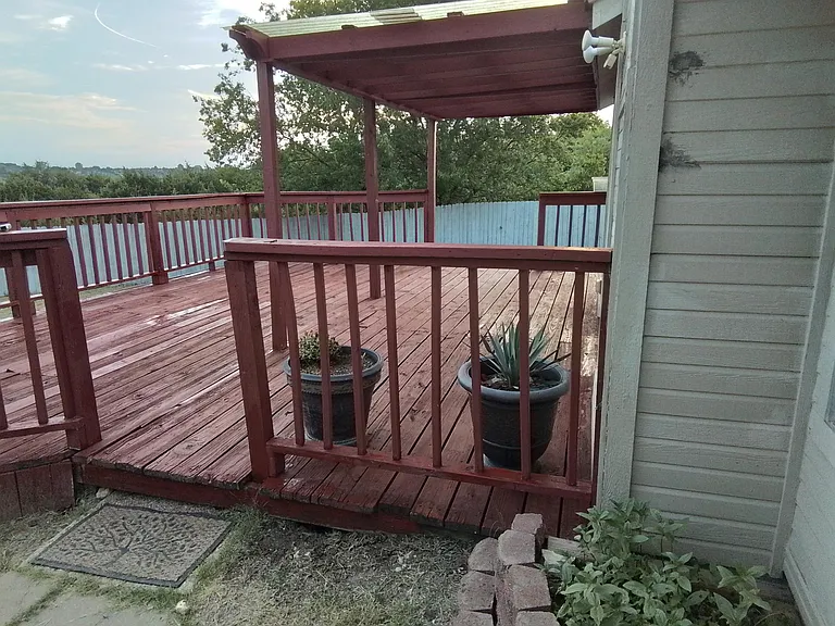 410 Saddle Dr — Photo 43