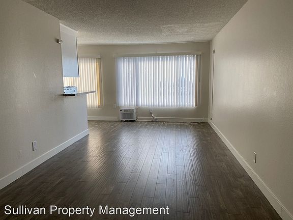 2nd image of 13704 Franklin St APT 7