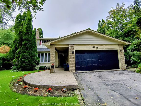 2nd image of 20 Brookfield Ct