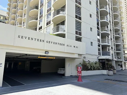 1717 Ala Wai Blvd Photo 1