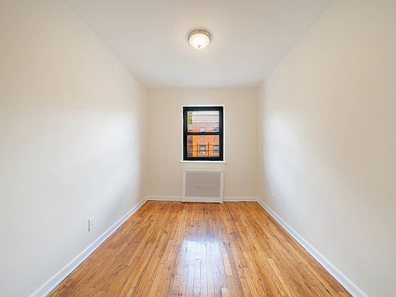 3rd image of 72-61 150th St #1CC