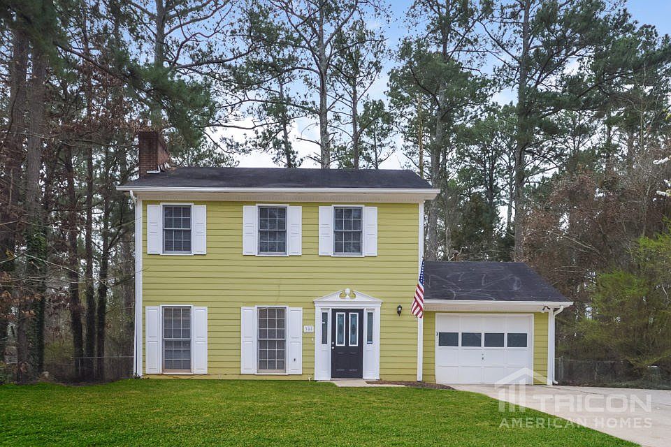 1st image of 305 Windsor Walk SE