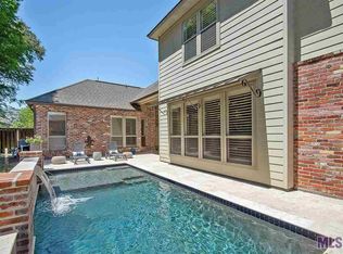2244 Sassy Ln, Baton Rouge, LA 70808
