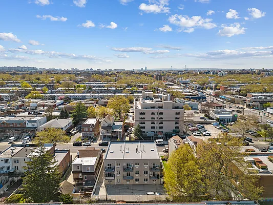 Sold by Ilite Realty Inc | media 5