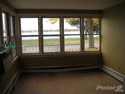 3rd image of 125 N Water St
