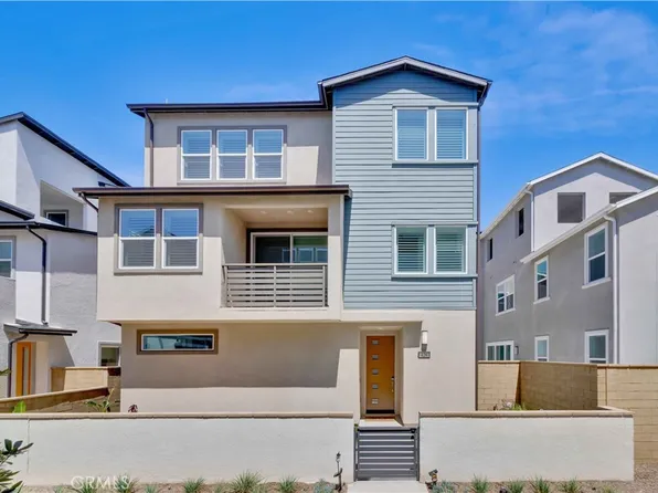 426 Lobata, Irvine, CA 92618