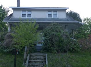25 Park Ave, Elverson, PA 19520