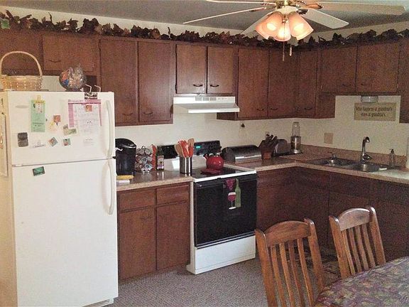 233 Kitchen- Both units identical but reverse layout