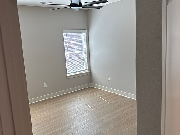 5th image of 123 Idell Dr