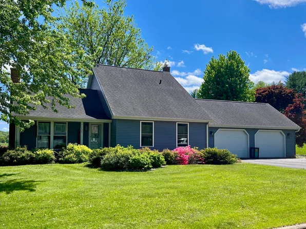1155 Maple St, Plain, WI 53577